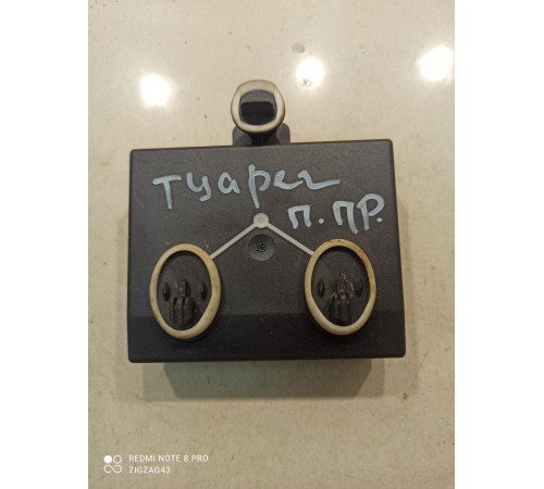 Блок управления дверью(передний правый)