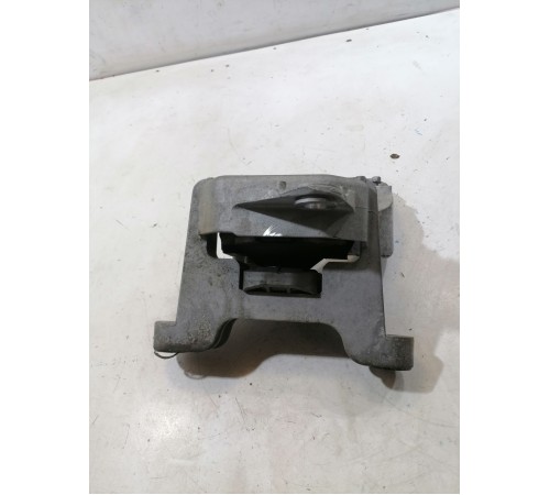 Опора двигателя правая