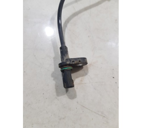 Датчик ABS передний правый