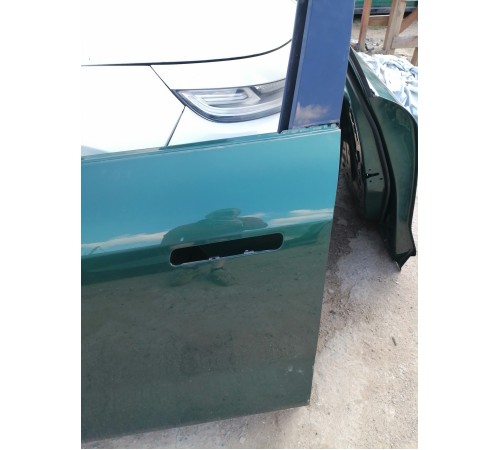 Дверь передняя левая