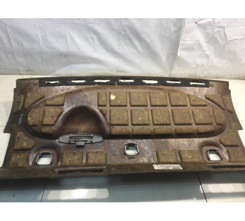 Полка багажника