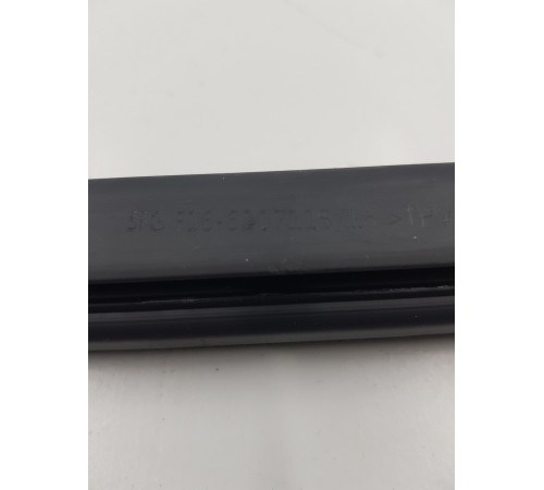 Уплотнитель стекла задний правый