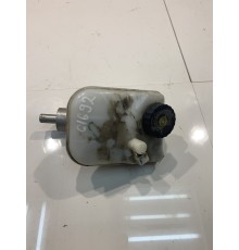 Бачок главного тормозного цилиндра