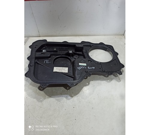 Панель двери передняя левая внутренняя