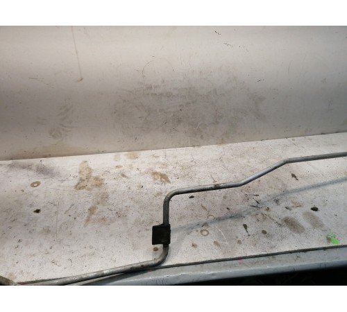 Трубка кондиционера длинная назад