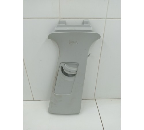 Обшивка центральной стойки правая верхняя