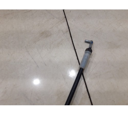 Тросик замка двери(левый средний)