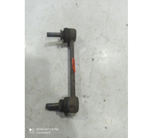 Стойка стабилизатора задняя