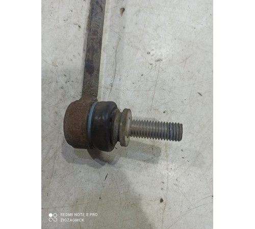 Стойка стабилизатора задняя