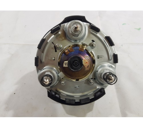 Подушка безопасности водителя