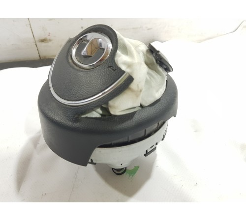 Подушка безопасности водителя