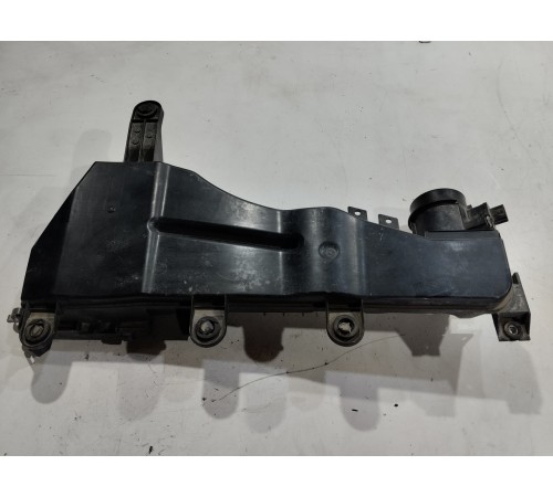 Корпус воздушного фильтра с датчиком наддува воздуха