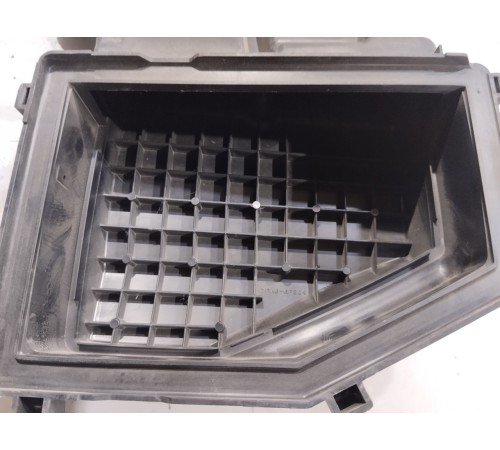 Корпус воздушного фильтра с датчиком наддува воздуха