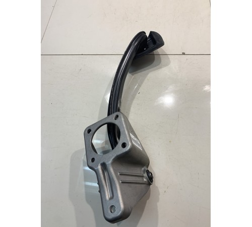 Педаль тормоза