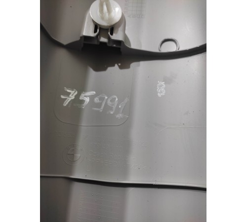 Накладка багажника(левая)