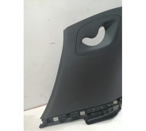 Обшивка багажника левая верхняя