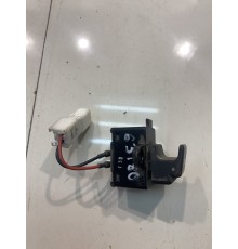 Кнопка открывания лючка бензобака