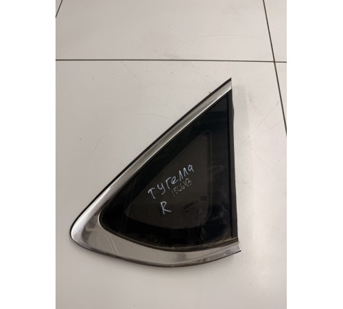 Глухое стекло заднее правое