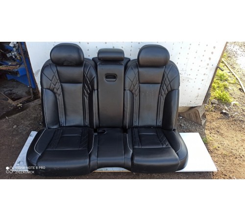 Задний ряд сидений