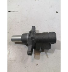 Главный тормозной цилиндр