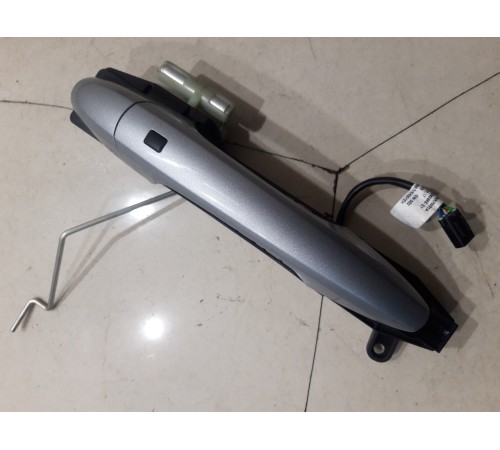 Ручка двери (передняя правая внешняя)