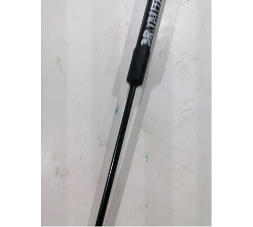 Амортизатор крышки багажника