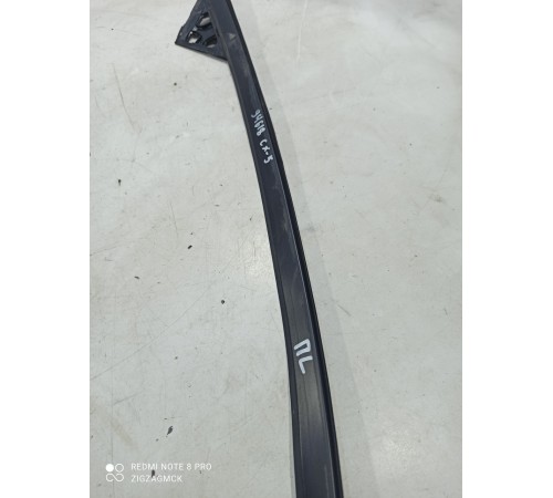 Молдинг двери(передний левый)