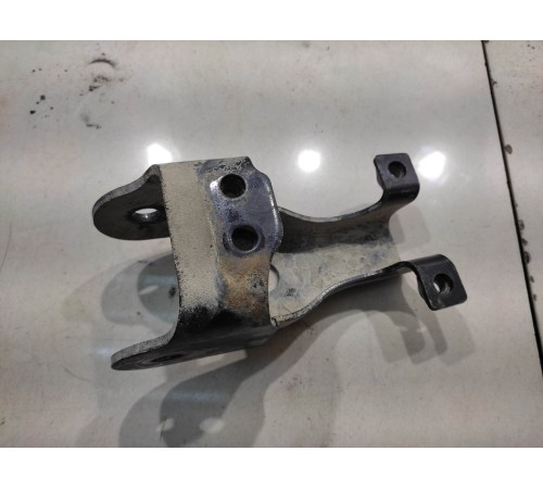 Крепеж задней 