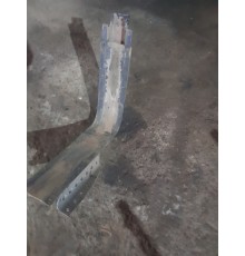 Кронштейн крепление топливного бака