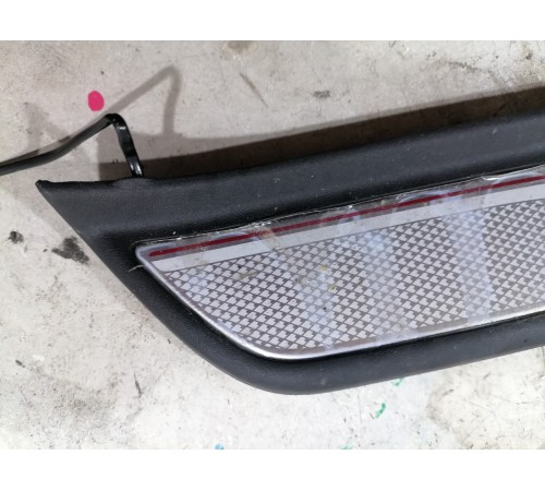 Накладка порога с подсветкой задняя левая