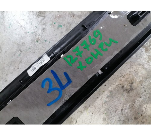 Накладка порога с подсветкой задняя левая