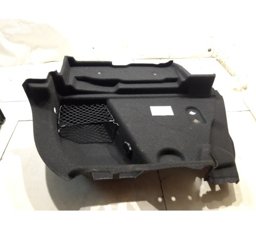 Обшивка багажника(правая)