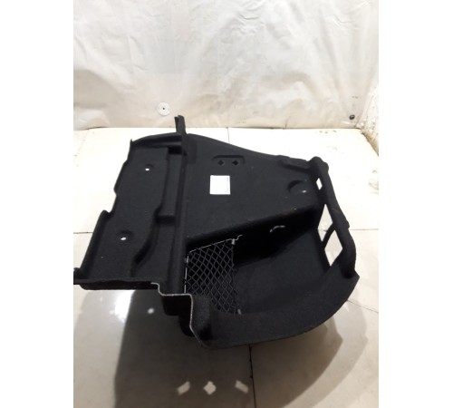 Обшивка багажника(правая)