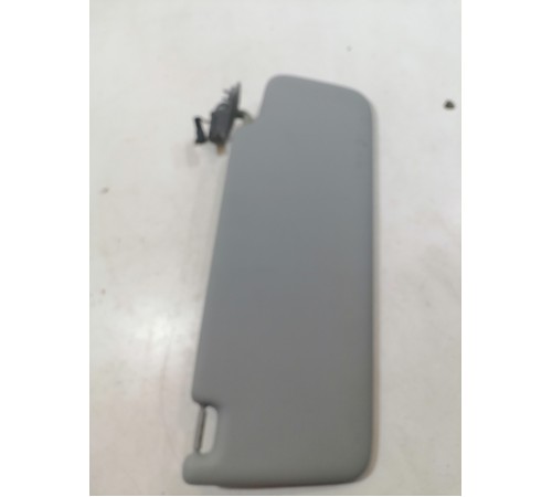 Козырёк левый