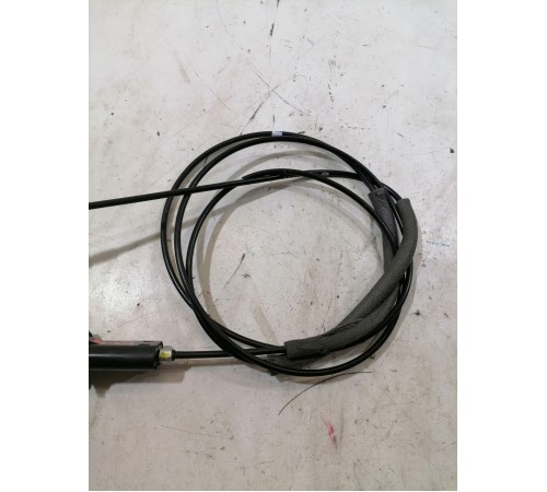 Трос открывания бензобака