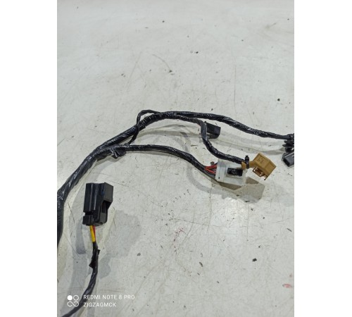 Электропроводка двери (передняя левая)