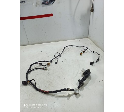 Электропроводка двери (передняя левая)