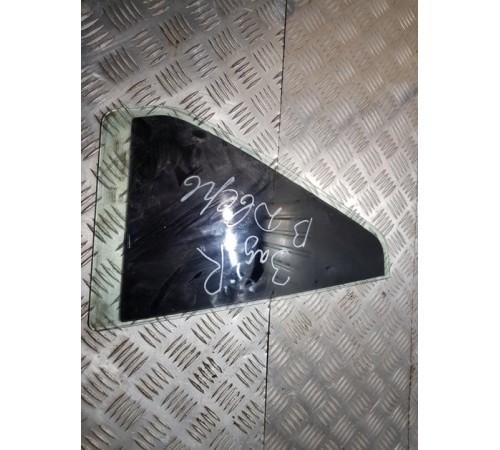 Стекло двери задн. прав.