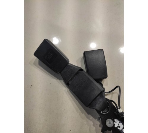 Ремень безопасности (задний,правый)