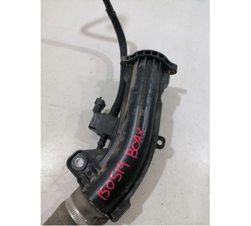 Патрубок интеркулера