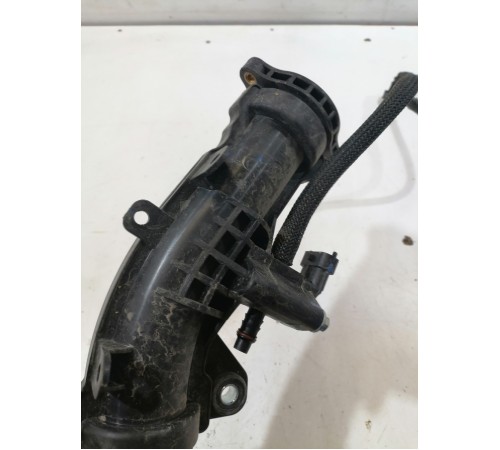 Патрубок интеркулера