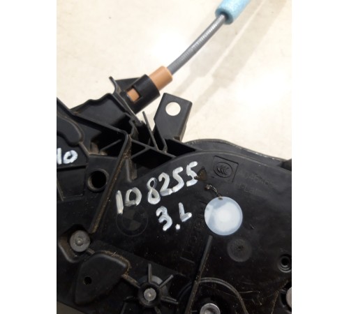 Замок двери (задний левый)