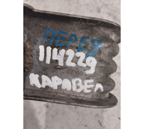 Подушка двигателя передняя