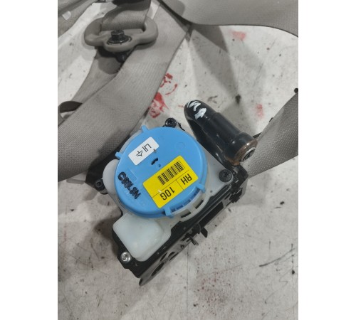 Ремень безопасности (передний правый)