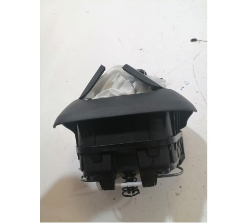 Подушка безопасности водителя, в руль