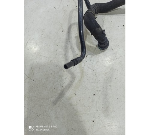 Патрубок системы охлаждения