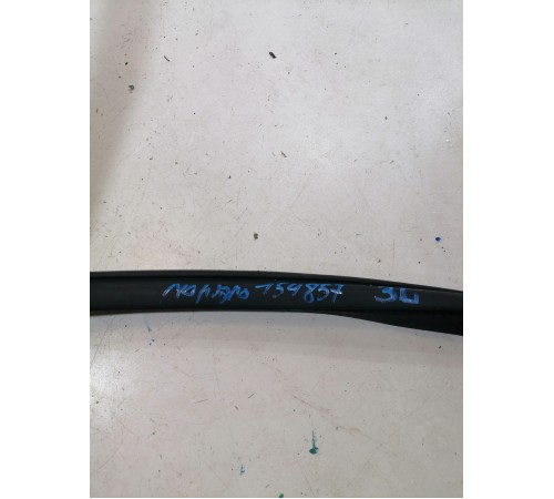 Уплотнитель двери задний левый