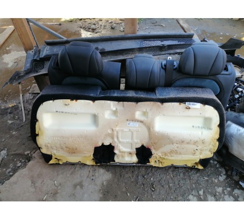 Задний ряд сидений