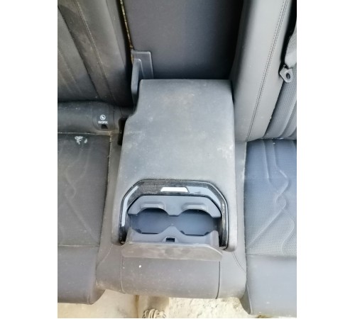 Задний ряд сидений