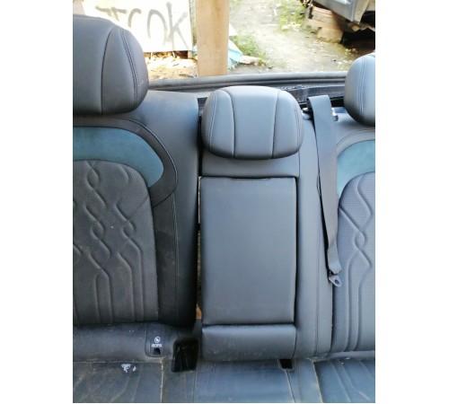 Задний ряд сидений